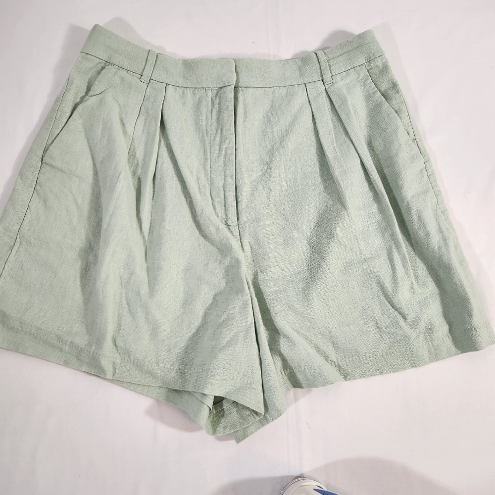 Abercrombie & Fitch Mint Green Women's Shorts Size Large